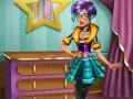 Juego Tris: Viste a la muñeca en la pasarela en línea